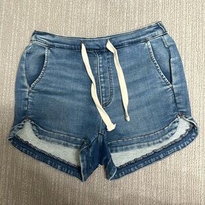 Upwest pull on jeans shorts, size S